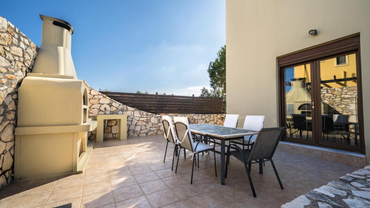 Villa Majestic Crete Heated Pool And Sauna Мегала-Хорафия Экстерьер фото
